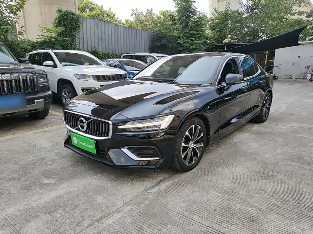Volvo S60 2020 — фото 2