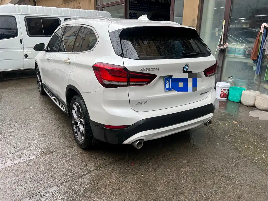BMW X1 2021 — фото 4