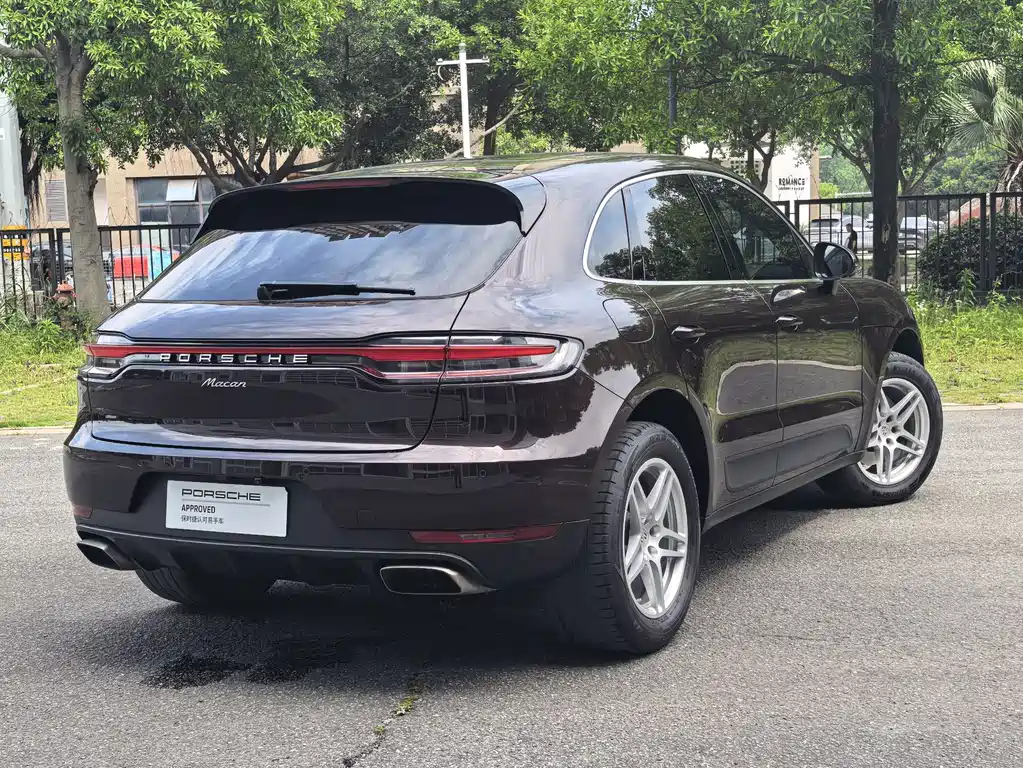 Porsche Macan 2021 — фото 20