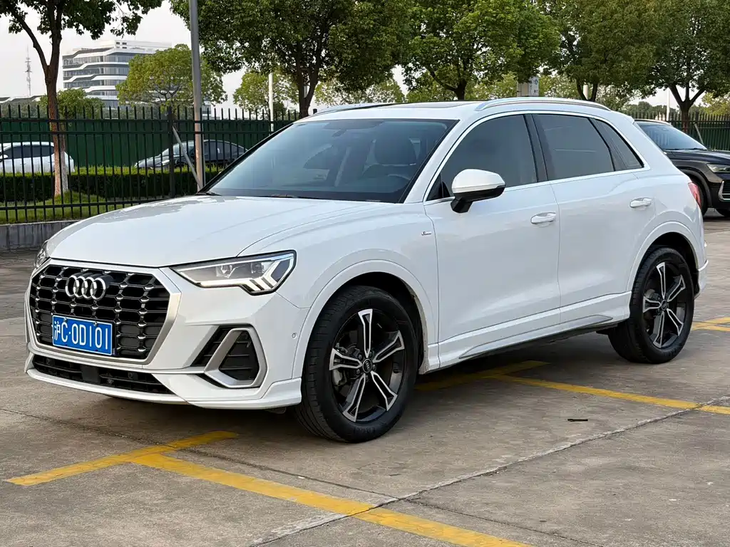 Audi Q3 2022