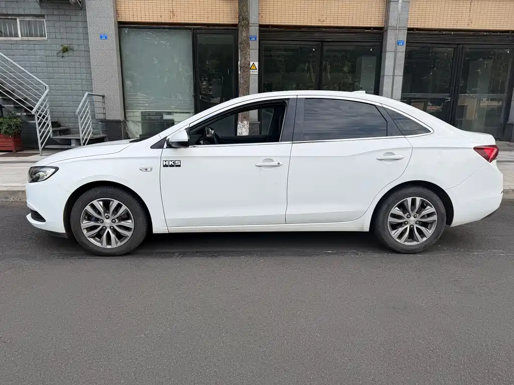 Buick Excelle 2018