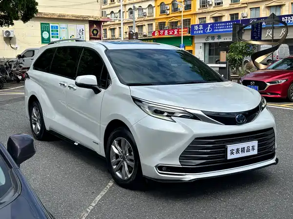 Toyota Sienna 2022