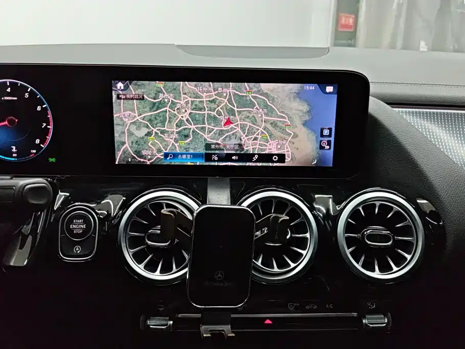 Mercedes-Benz GLA 2021 — фото 13