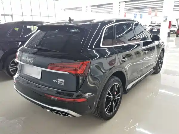 Audi Q5L 2021