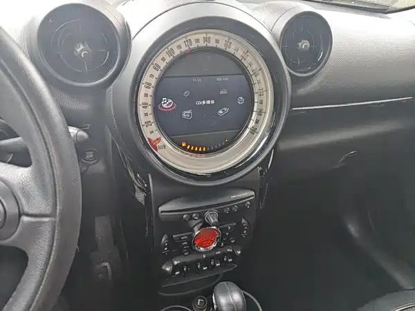 MINI Countryman 2014