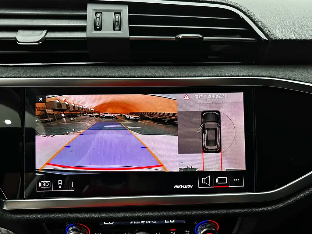 Audi Q3 2023 — фото 23