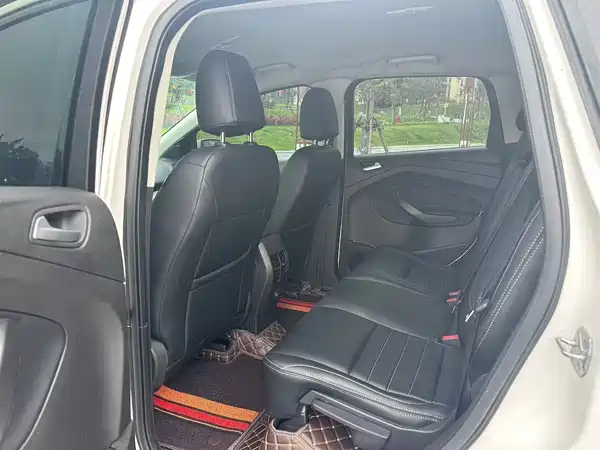 Ford Kuga 2015