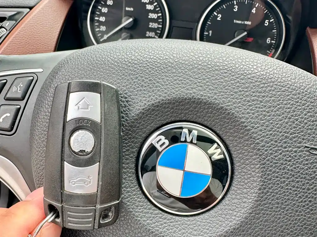 BMW X1 2013 — фото 28