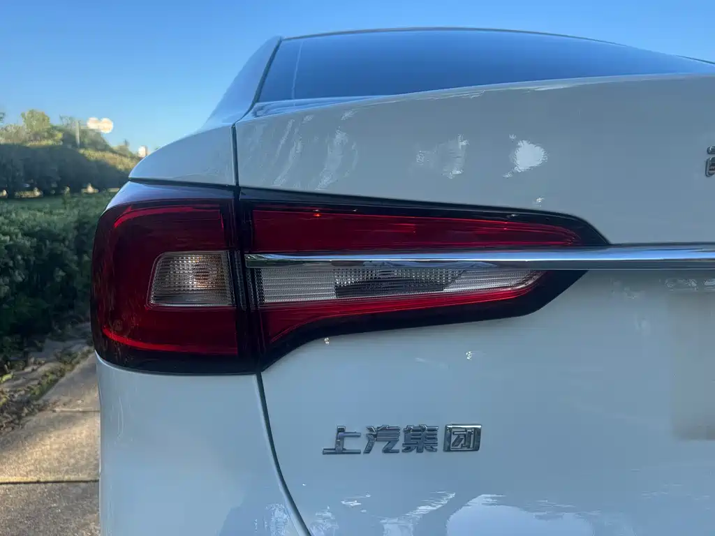 Roewe i5 2019 — фото 12