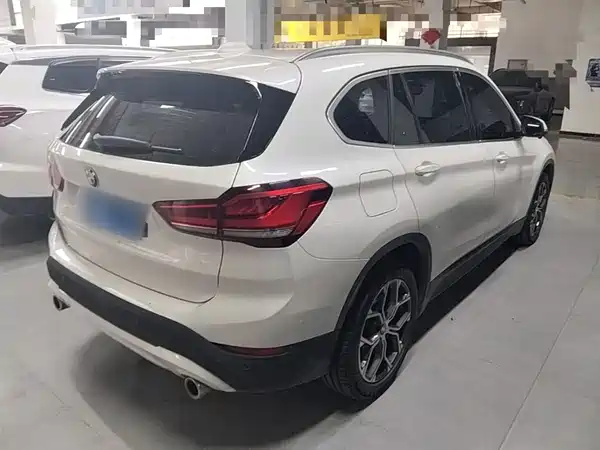 BMW X1 2021