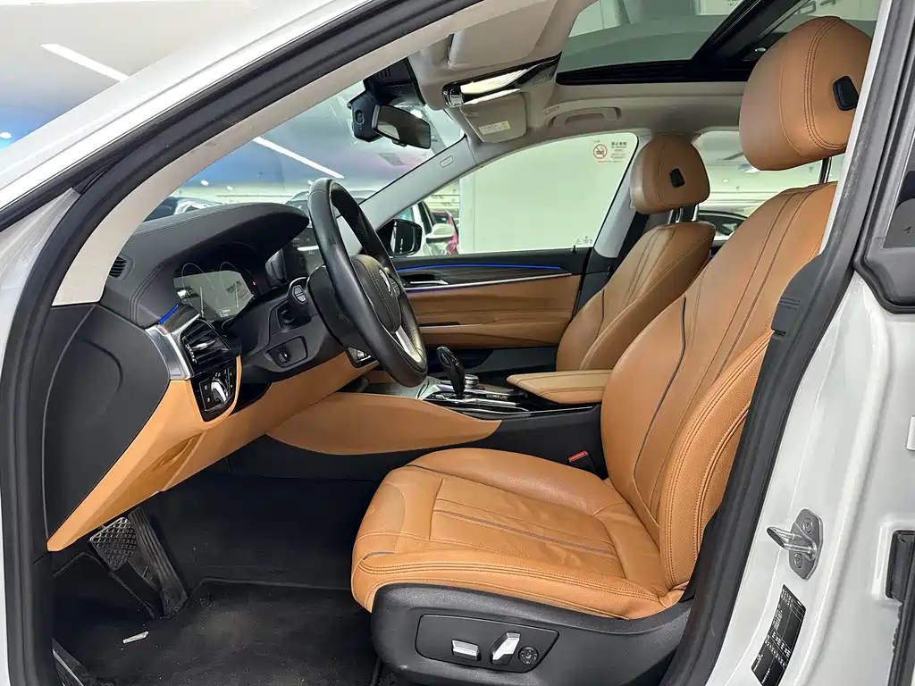 BMW 6 Series GT 2019 — фото 9