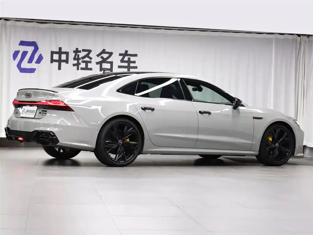 Audi A7L 2023 — фото 3