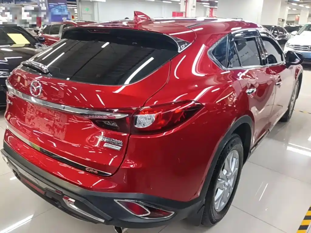 Mazda CX-4 2017 — фото 7