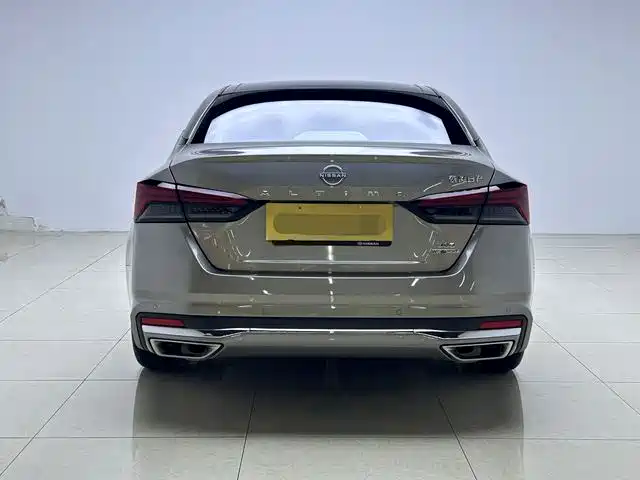 Nissan Teana 2024