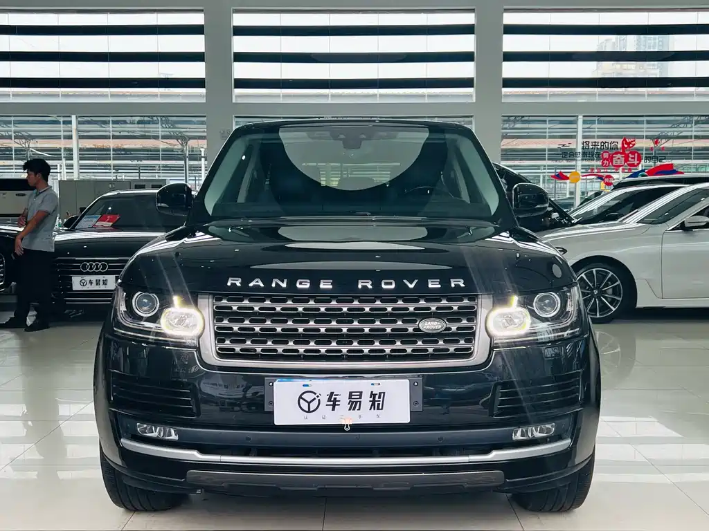 Land Rover Range Rover 2018 — фото 2