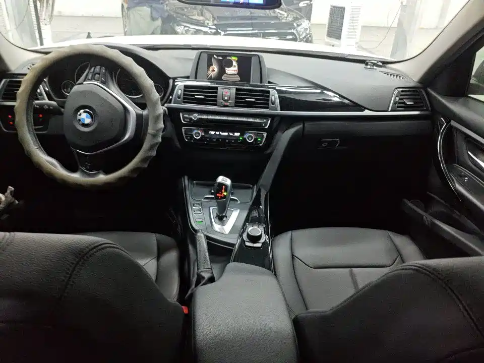 BMW 3 Series 2016