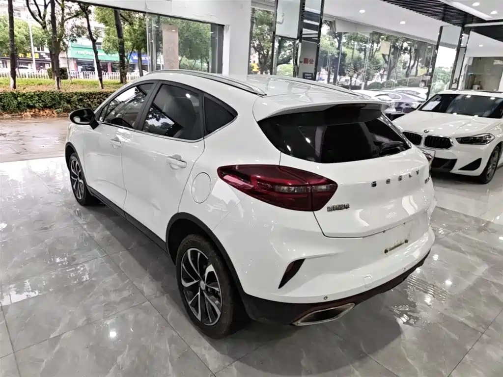 Geely Emgrand GS 2021 — фото 5