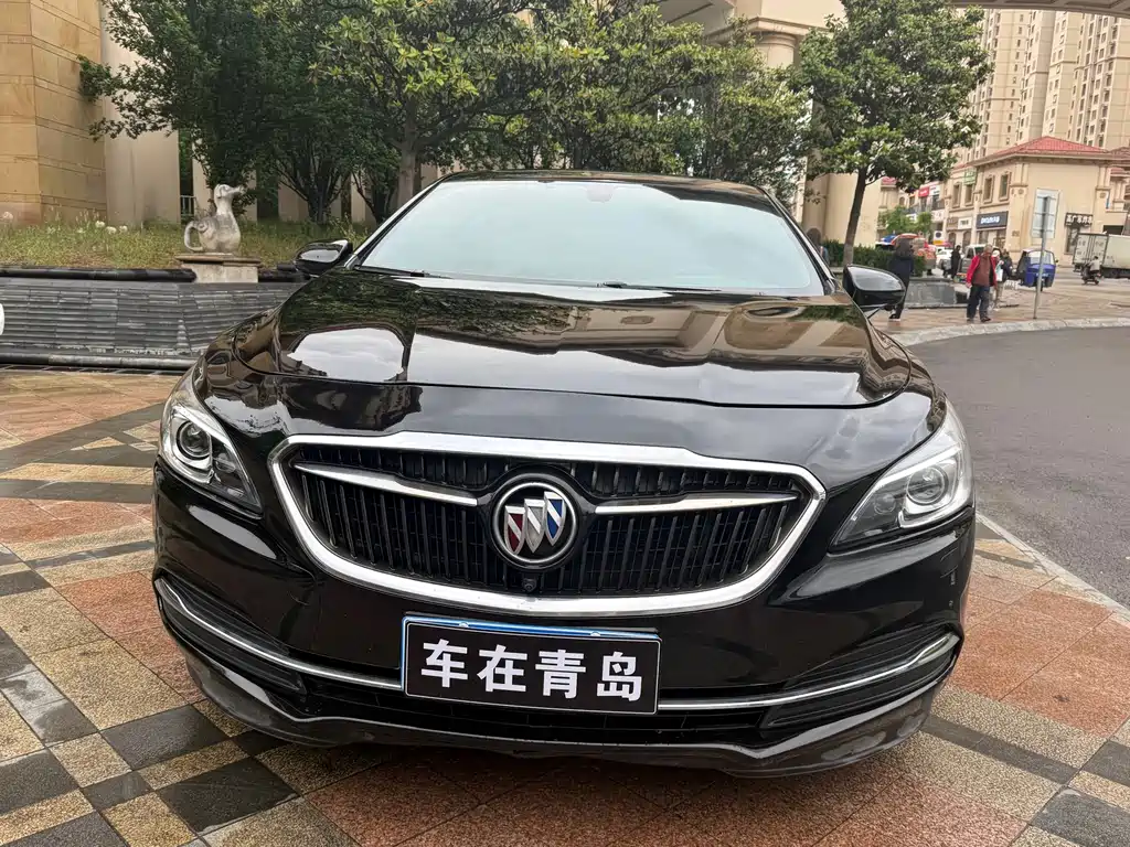 Buick LaCrosse 2017 — фото 2