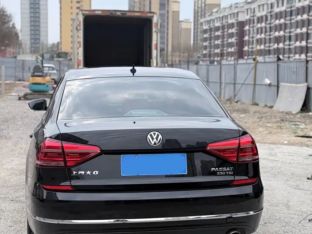 Volkswagen Passat 2019 — фото 5