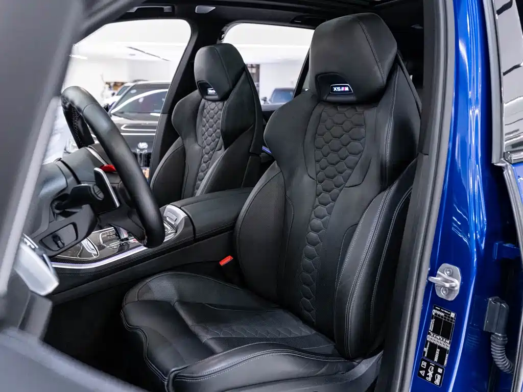 BMW X5 M 2022 — фото 14