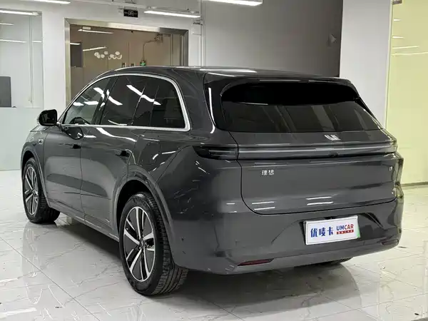 Li Auto L6 2024