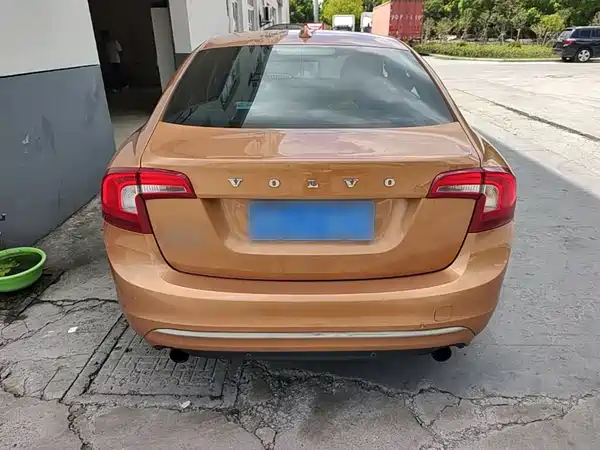 Volvo S60 2015