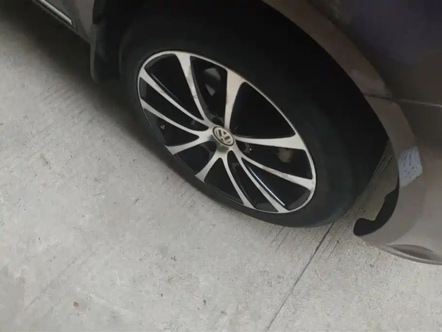 Volkswagen Touran 2012
