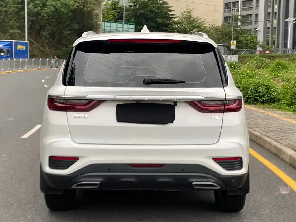 Geely Vision X6 2019 — фото 20