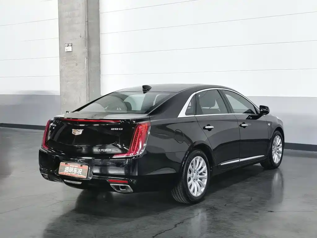 Cadillac XTS 2018 — фото 2