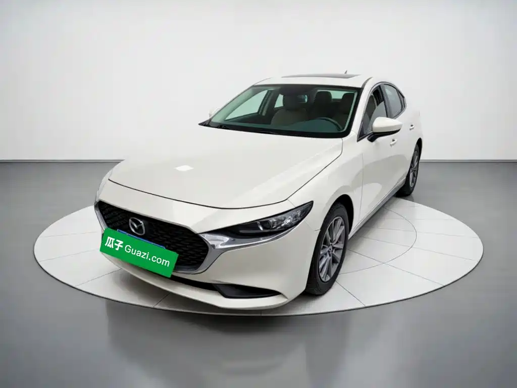 Mazda 3 Axela 2021