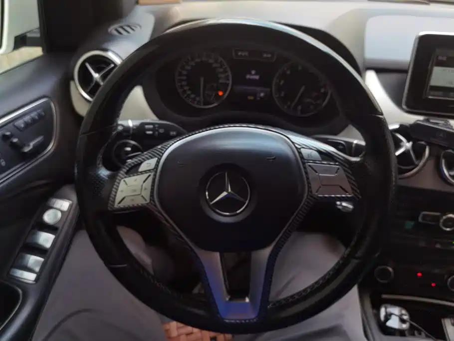 Mercedes-Benz B-Class 2014 — фото 15