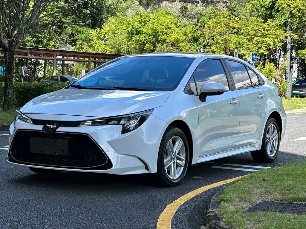 Toyota Levin 2020 — фото 1