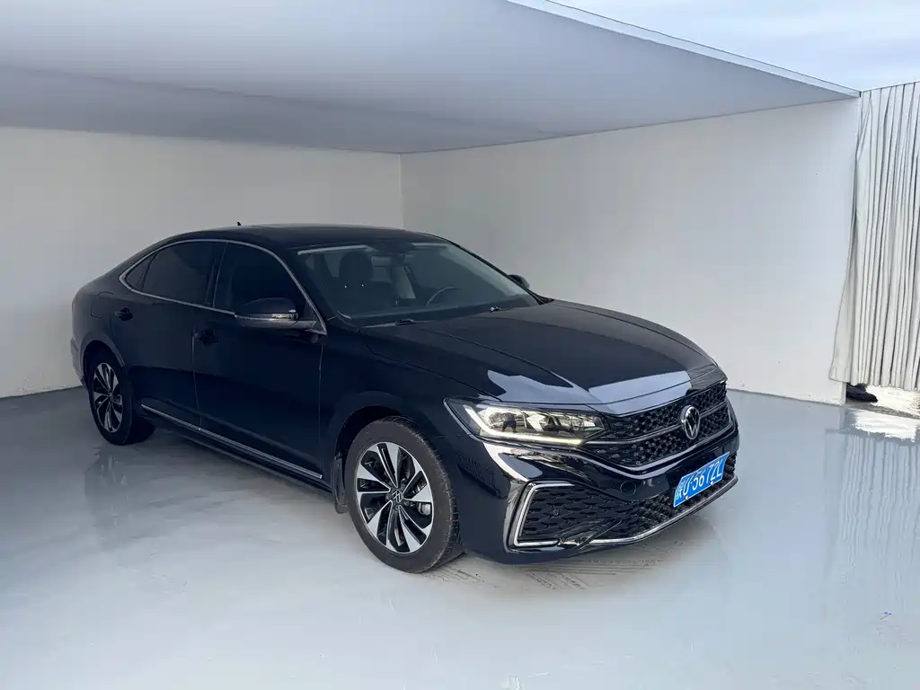 Volkswagen Passat 2022
