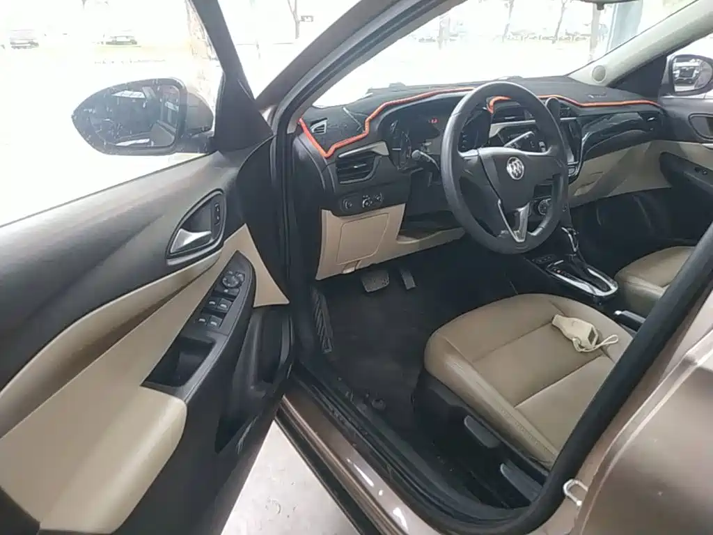 Buick Excelle 2019 — фото 16