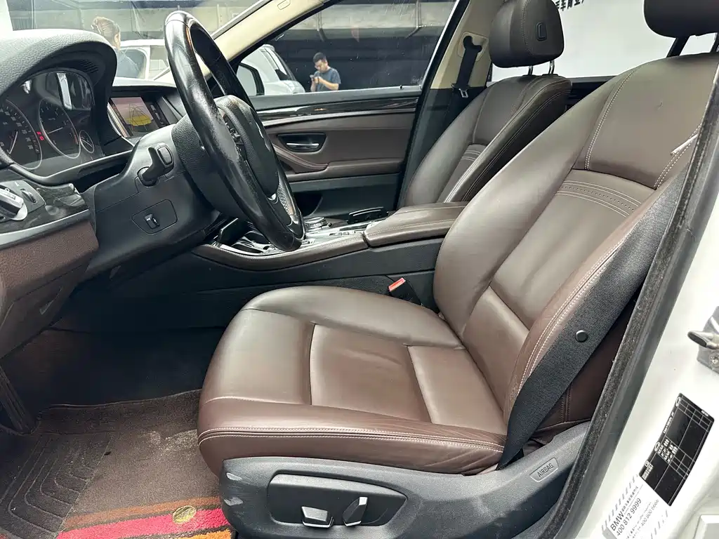 BMW 5 Series 2016
