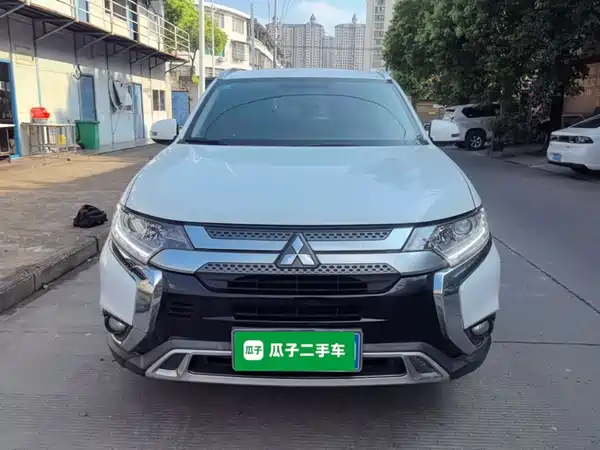 Mitsubishi Outlander 2019