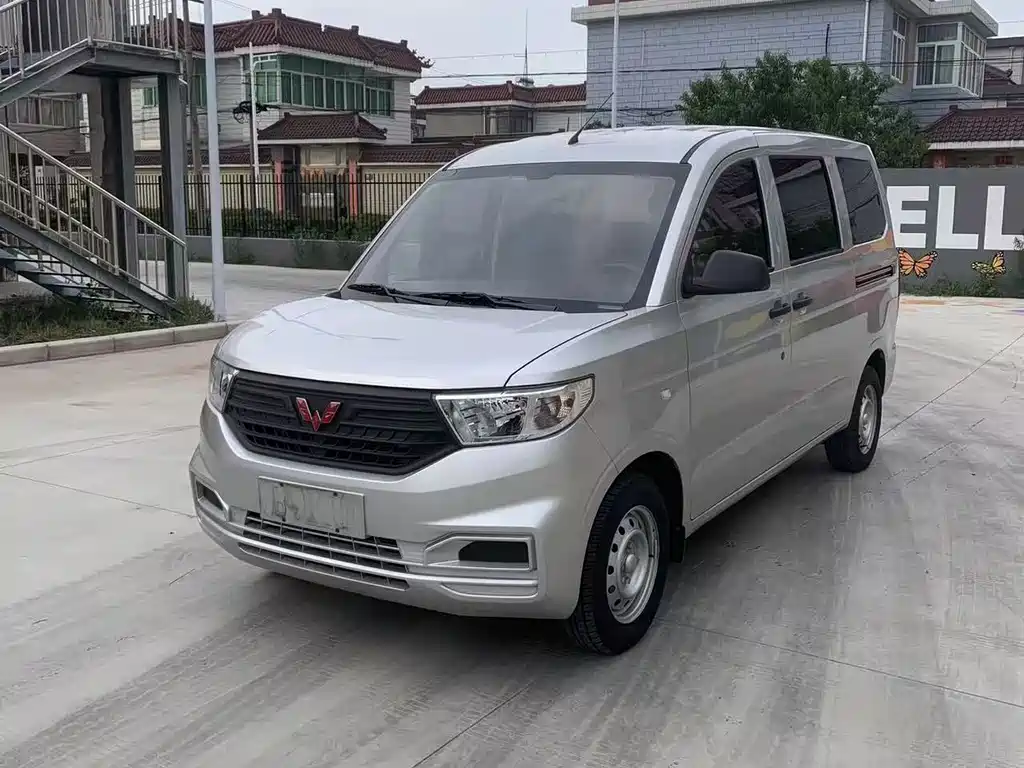 Wuling Hongguang V 2023 — фото 3
