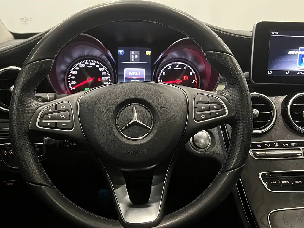 Mercedes-Benz C-Class 2017 — фото 12