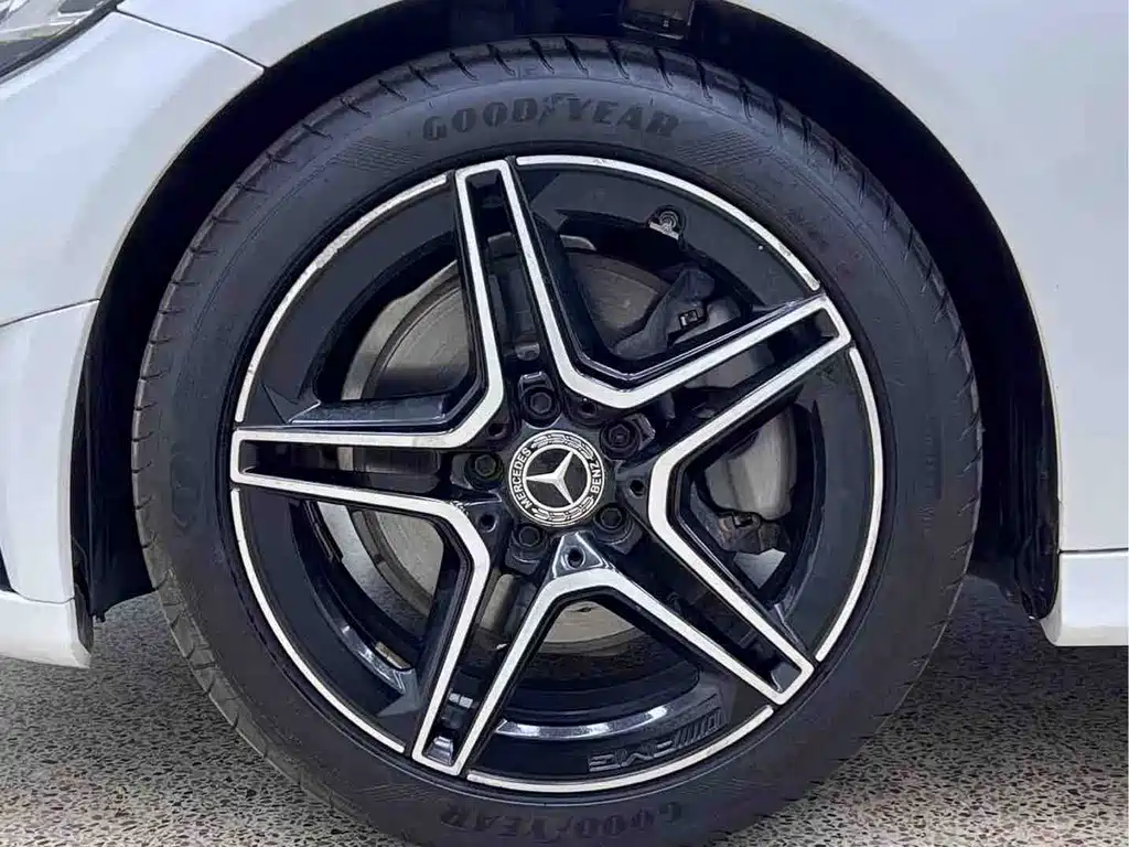 Mercedes-Benz C-Class 2021 — фото 6