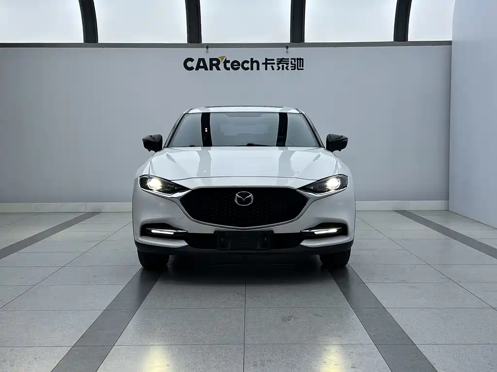 Mazda CX-4 2023 — фото 16