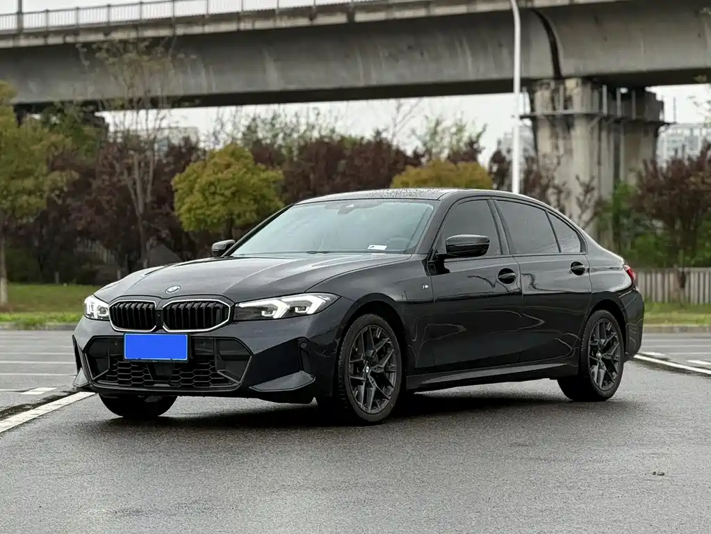 BMW 3 Series 2025