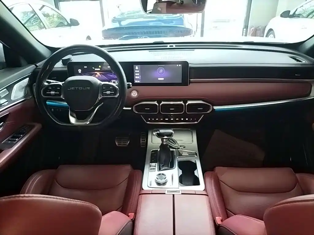 Jetour Jietu X70 PLUS 2021 — фото 10