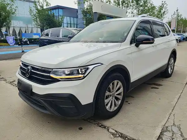 Volkswagen Tiguan L 2024