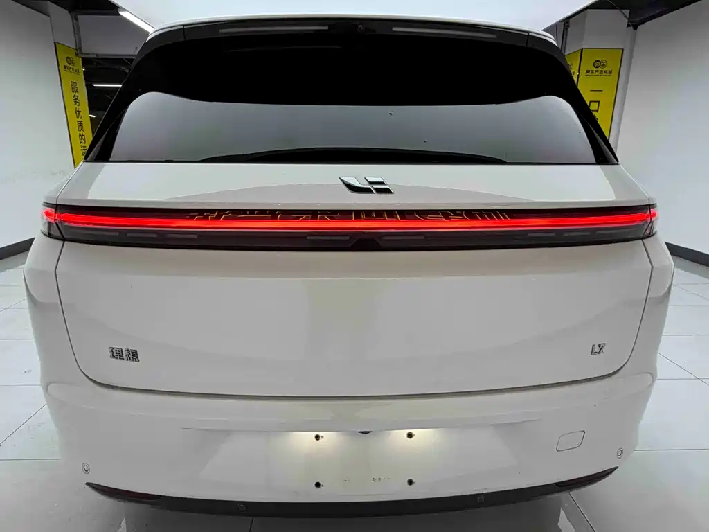 Li Auto Li L7 2023