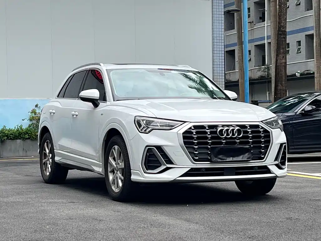 Audi Q3 2019 — фото 3