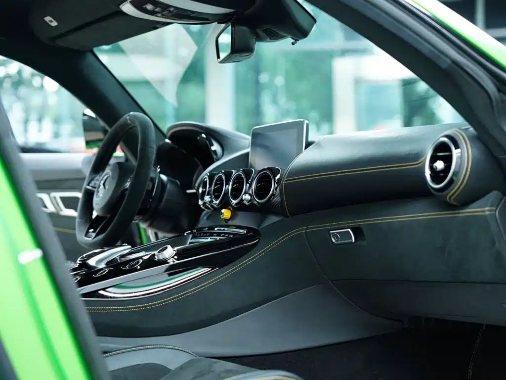 Mercedes-Benz AMG GT 2018 — фото 33