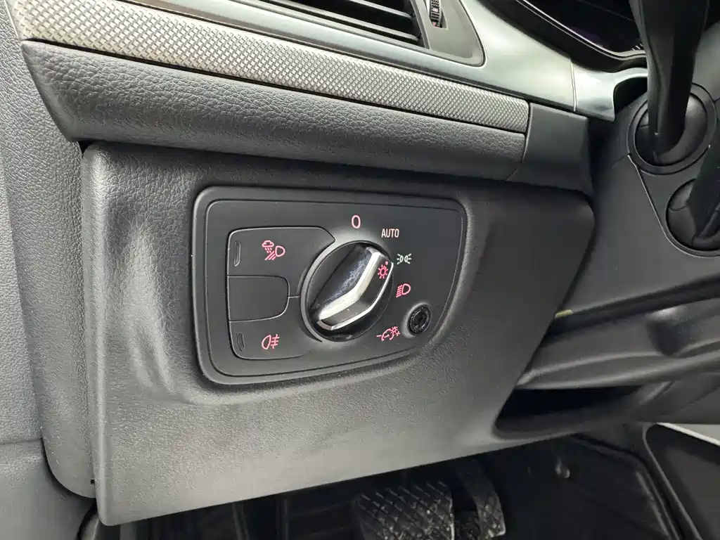 Audi A6L 2018 — фото 26