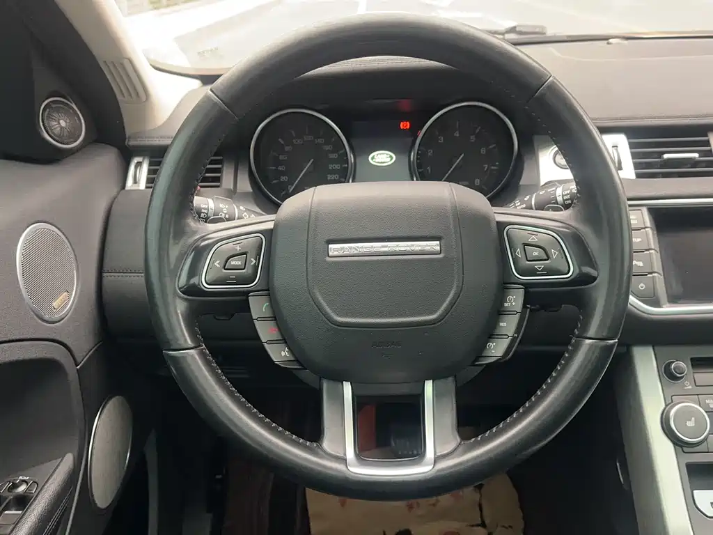 Land Rover Evoque 2016 — фото 17