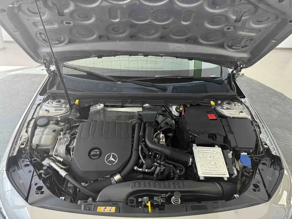 Mercedes-Benz A-Class 2022 — фото 18
