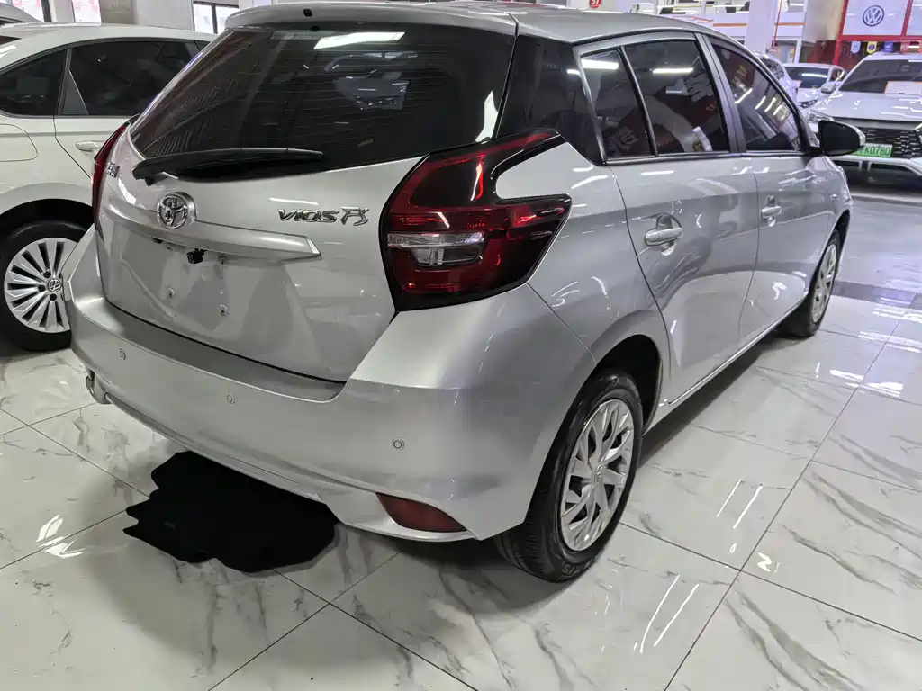 Toyota Vios FS 2022